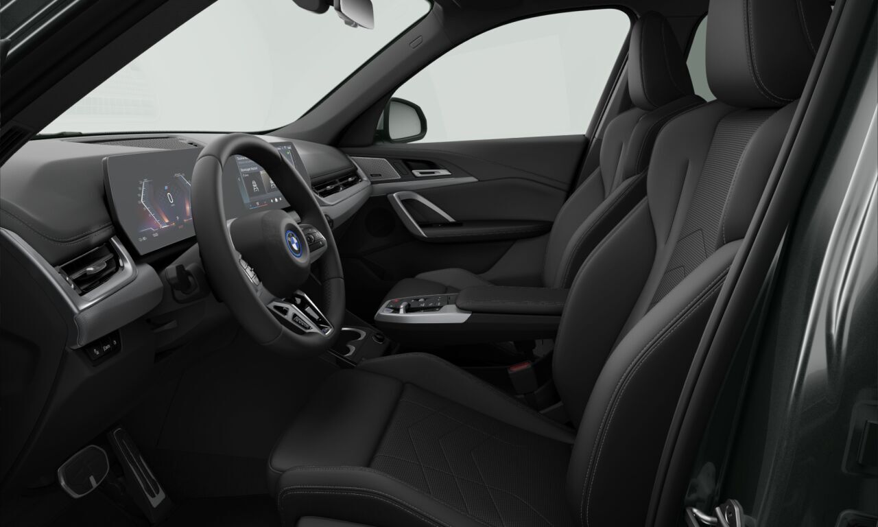 BMW iX1 U11 xDrive30 Fully Charged 2027, kuva 7/28