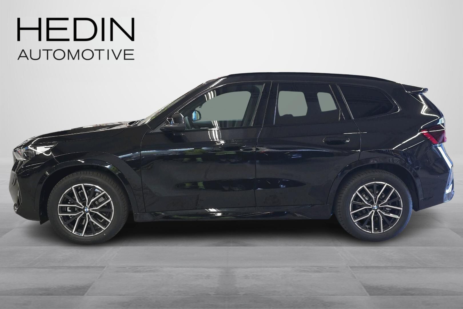 BMW iX1 U11 xDrive30 Fully Charged 2026, kuva 5/24