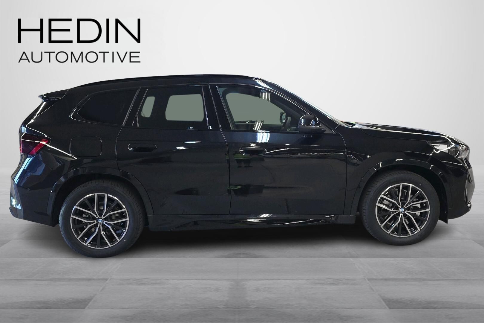 BMW iX1 U11 xDrive30 Fully Charged 2026, kuva 6/24