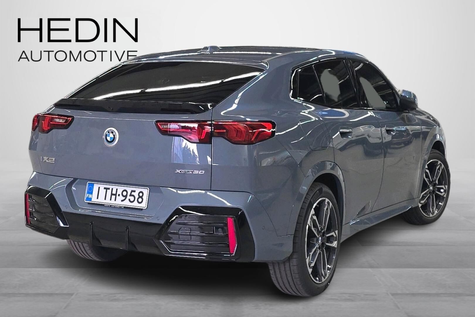 BMW iX2 U10 xDrive30 Fully Charged 2026, kuva 2/24