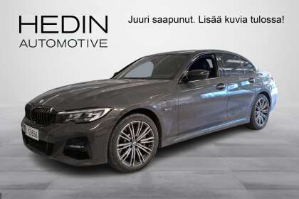 BMW 330 G20 Sedan 330e xDrive A Charged Edition M Sport - IYZ-856