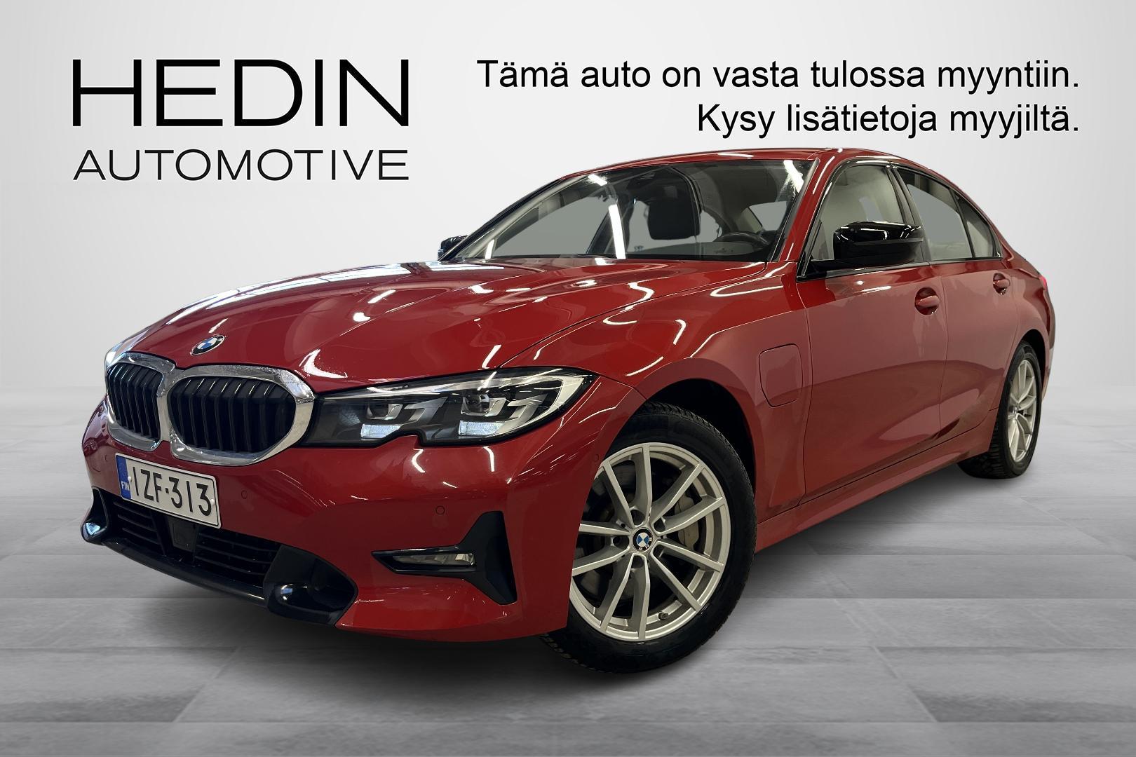 BMW 330 G20 Sedan 330e xDrive A Charged Edition Sport