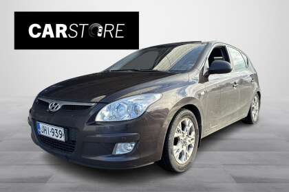 Hyundai I30 1,6 Comfort 5d // MYYDÄÄN HUUTOKAUPAT.COM / Koukku / 2x Renkaat / Penkinlämmittimet / Siisti! // - JHI-939