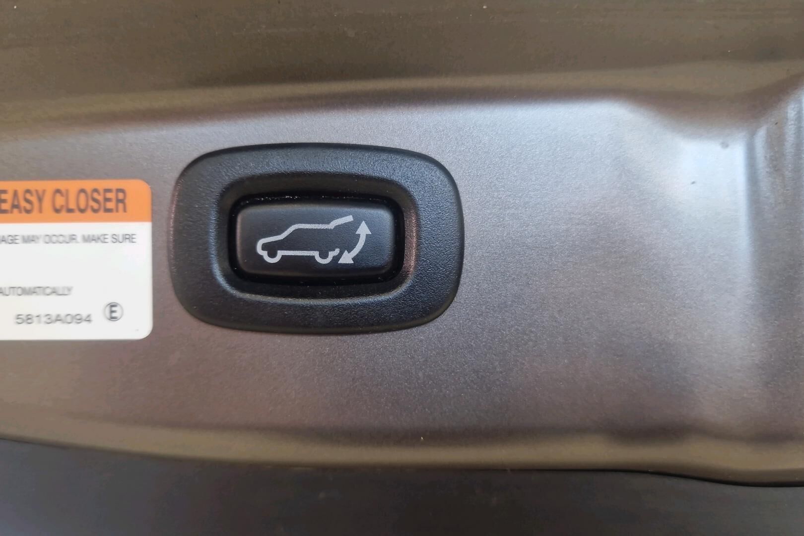 Mitsubishi Outlander PHEV Instyle 4WD 5P 2018, photo 5/15