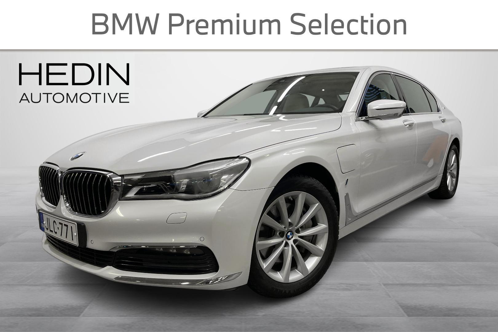 BMW 740 G12 Sedan 740Le iPerformance A xDrive Business Exclusive // Ilmajouset/ Softclose/ Laser/ Panorama/