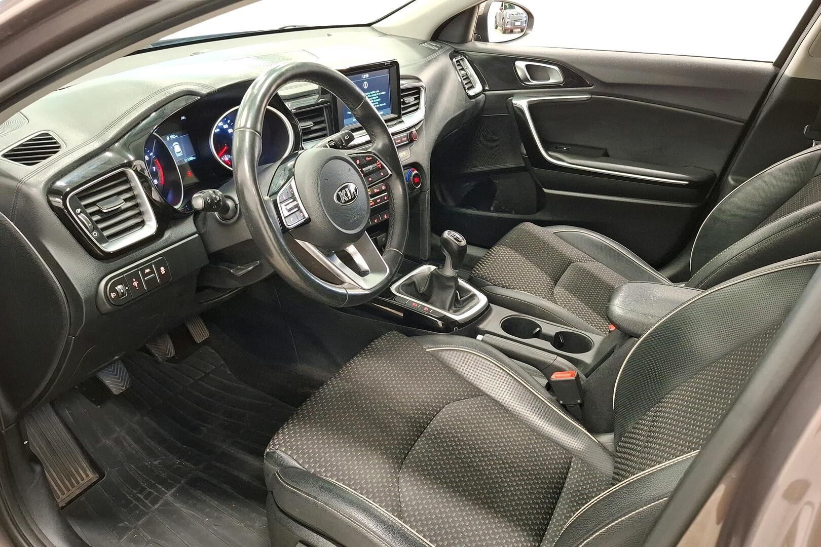 Kia Ceed 2018, bild 7/28