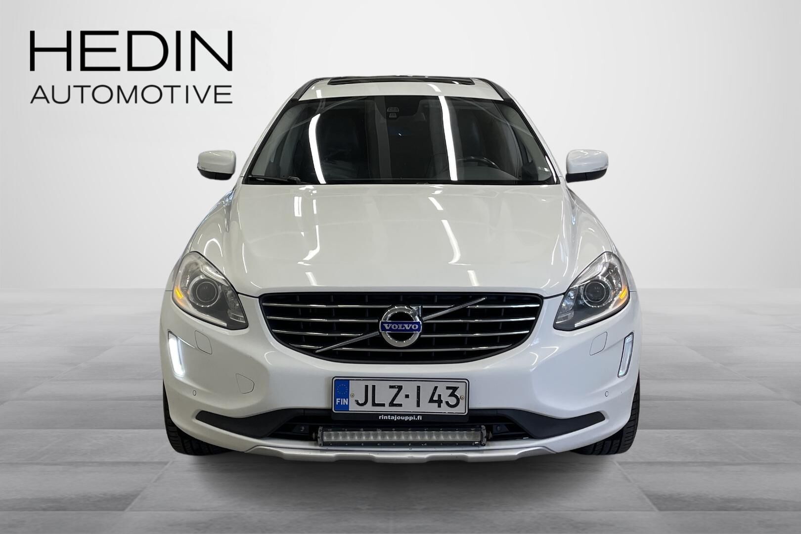 Volvo XC60 D4 AWD Momentum aut Facelift 2013, kuva 4/37