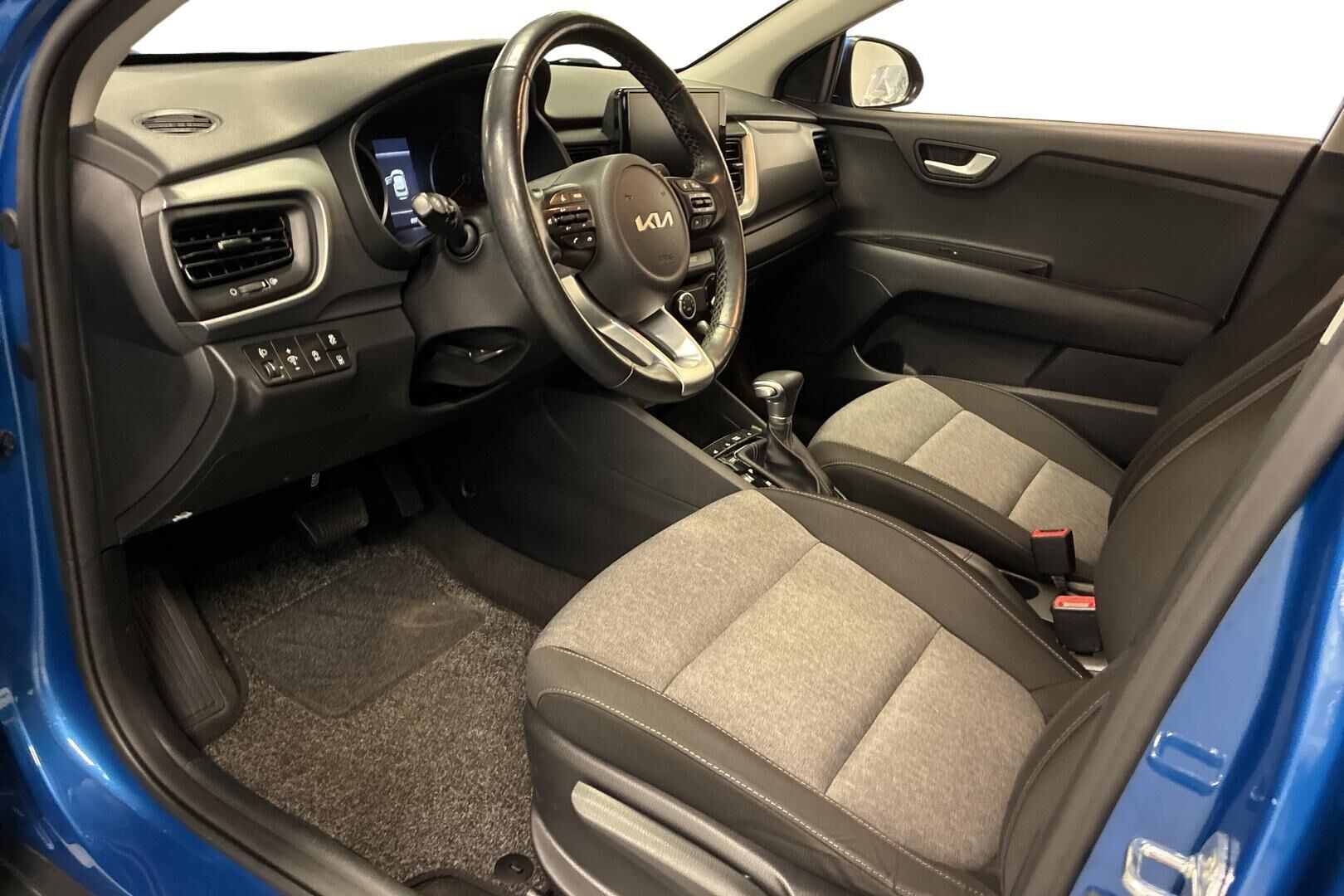 Kia Stonic 1,0 T-GDI 100hv LX DCT 2021, kuva 7/33