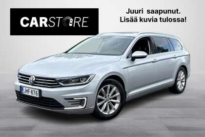 Volkswagen PASSAT Variant GTE Plug-In Hybrid 160 kW (218 hv) DSG // ACC / Webasto / Vetokoukku / Nahat / - JMF-876
