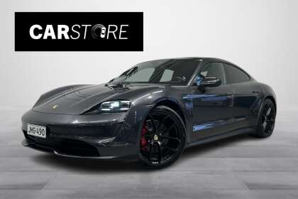 Porsche Taycan 4S 420 kW // Perf. Battery+ / 5-Ist. / ILP / 20" Turbo Aero / PDLS / Met. Väri. // - JMG-490