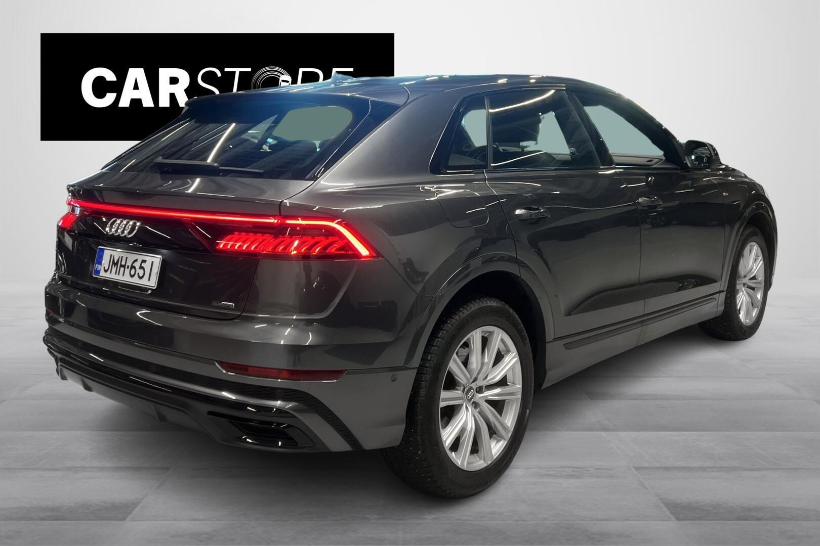Audi Q8 2022, photo 3/24