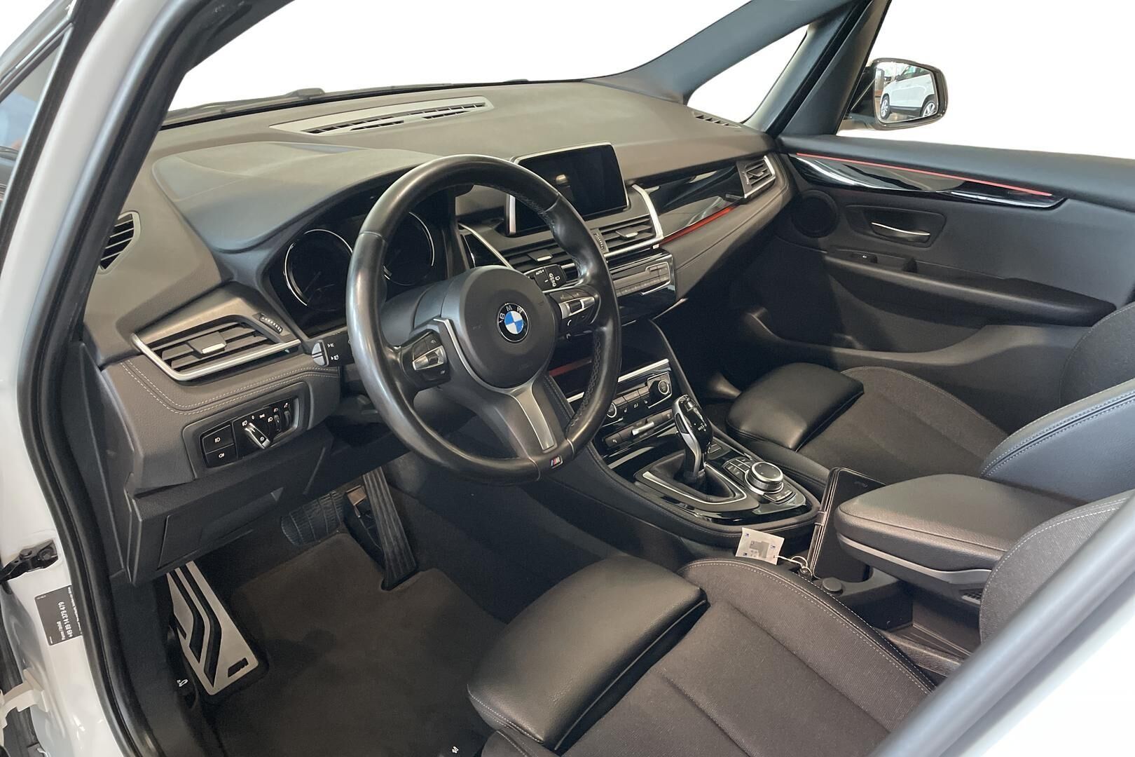 BMW 218 2022, kuva 5/22