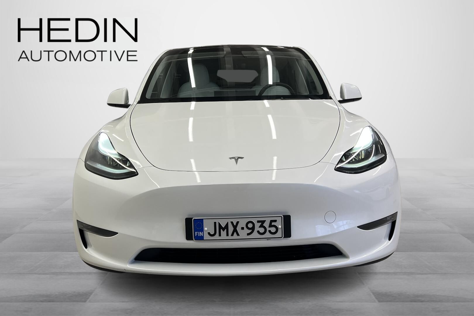 Tesla Model Y Long Range 2023, photo 4/23
