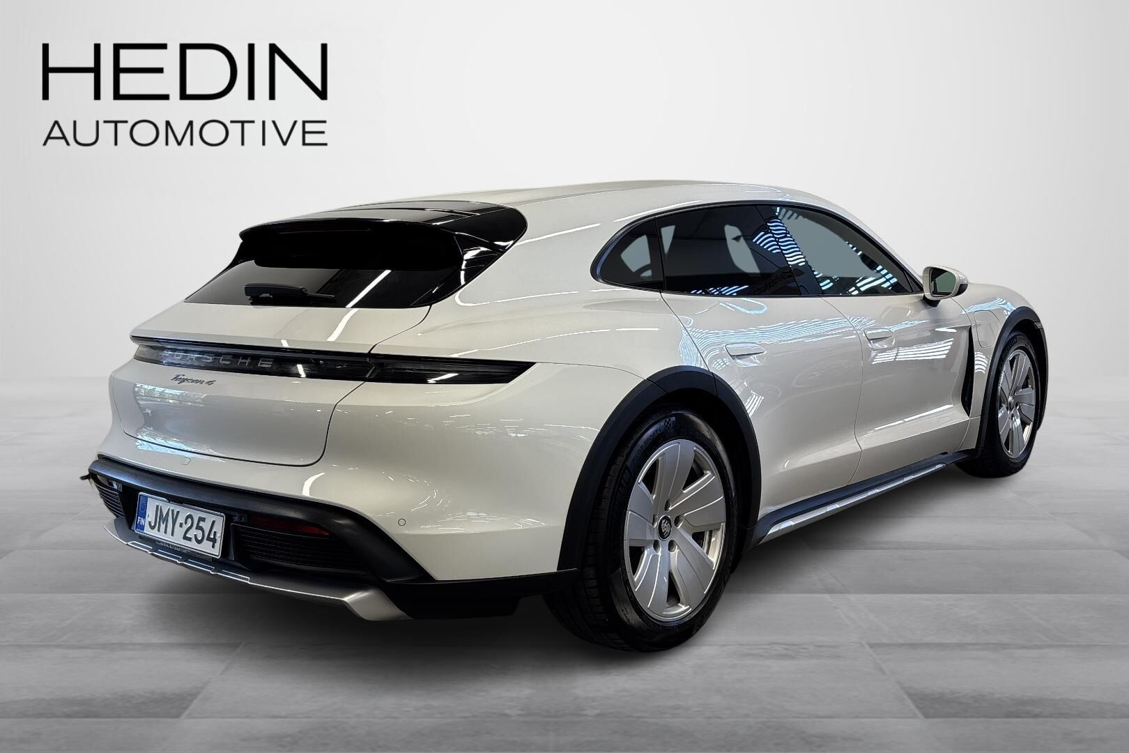 Porsche Taycan 4 Cross Turismo 2022, kuva 3/35