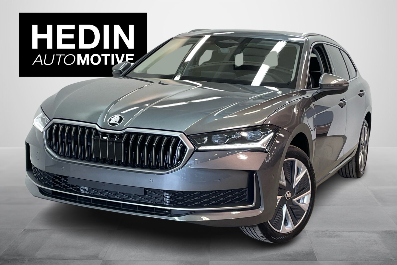 Škoda Superb - JNK-525