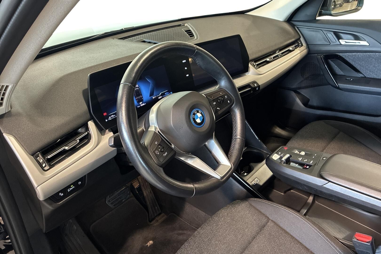 BMW X1 U11 25e xDrive Charged Edition 2024, photo 7/18