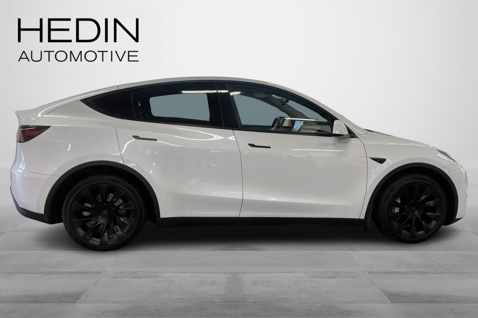 Tesla Model Y Long Range 2023, kuva 4/32