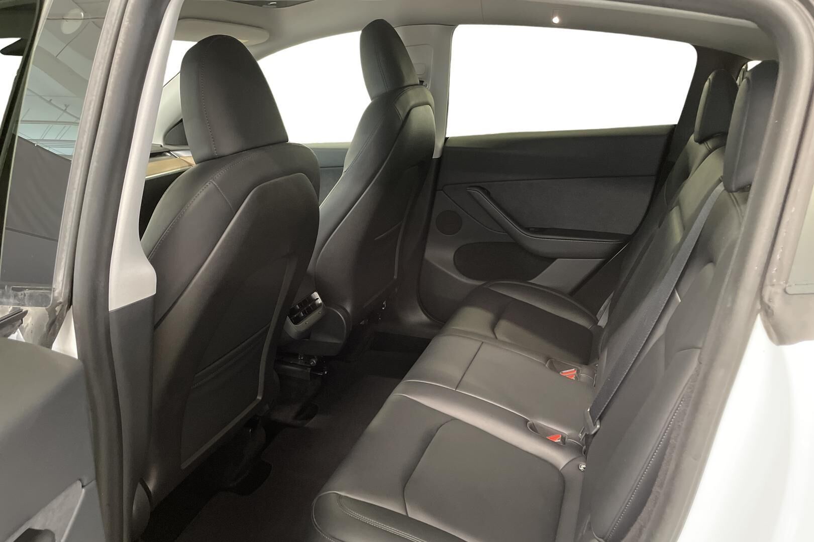 Tesla Model Y Long Range 2023, kuva 7/32