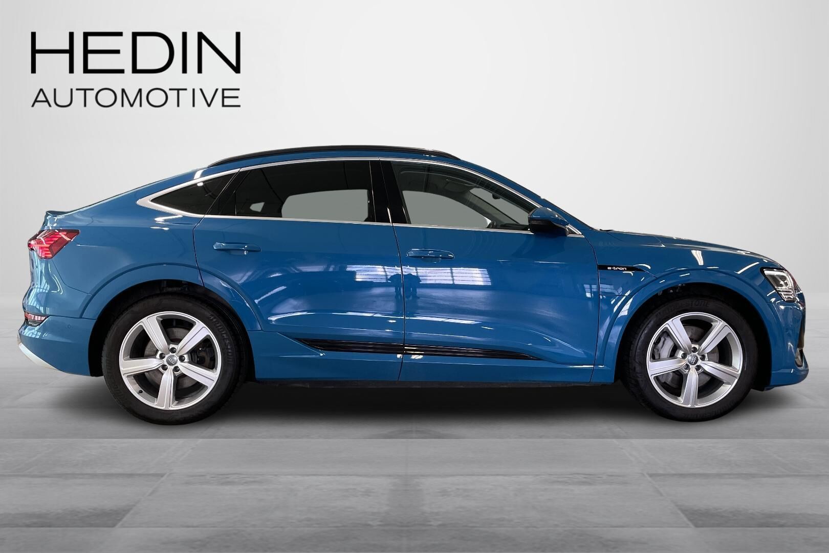 Audi e-tron Sportback 50 quattro S-Line 2020, kuva 7/20