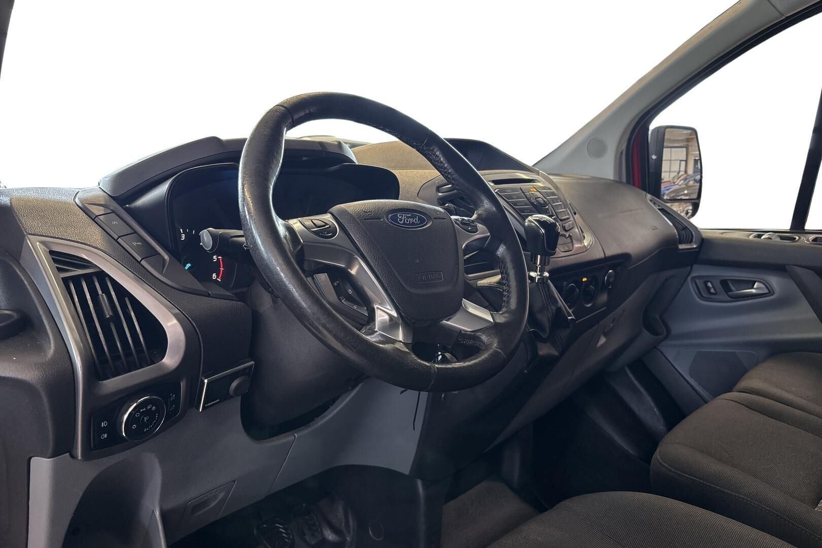 Ford Transit Custom 2016, kuva 7/23
