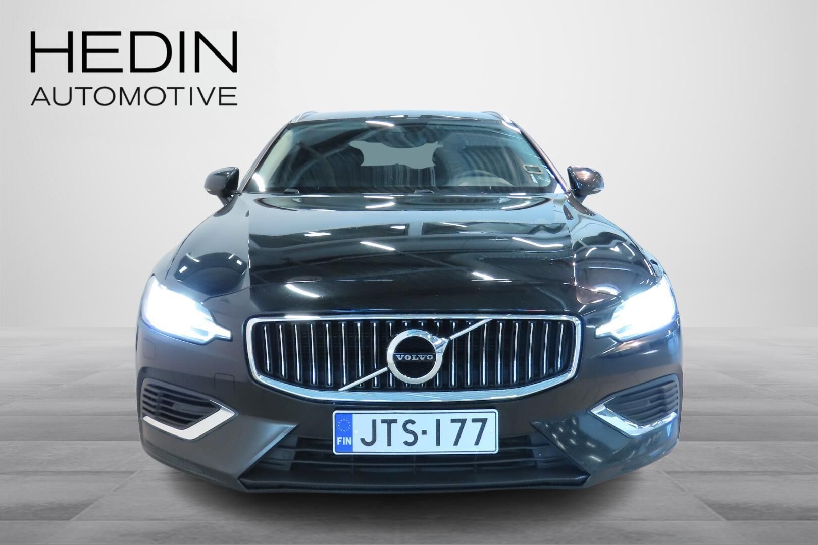 Volvo V60 2022, kuva 5/36