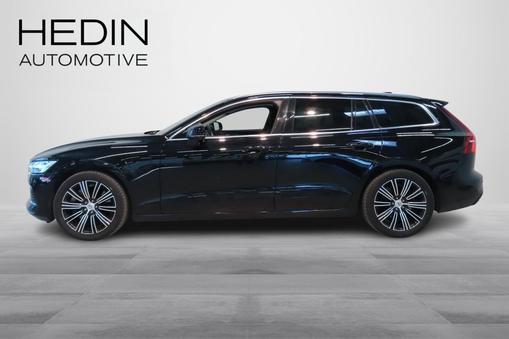 Volvo V60 2022, kuva 6/36