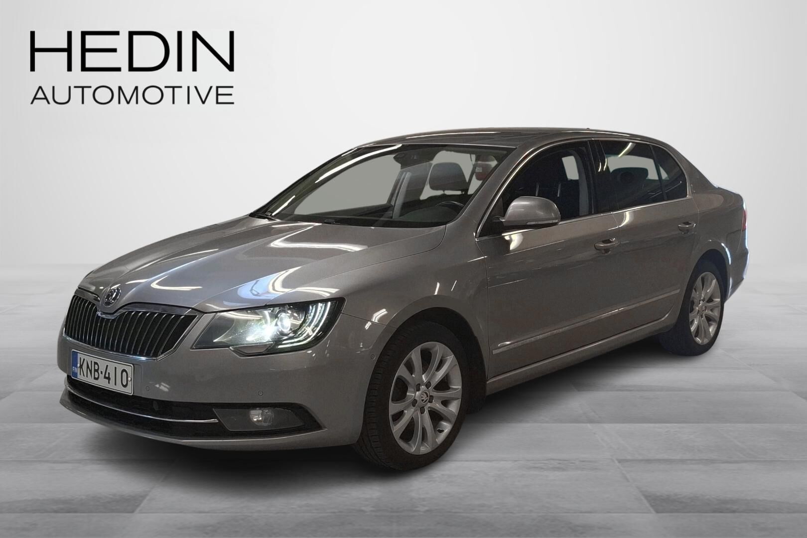 Škoda Superb - KNB-410