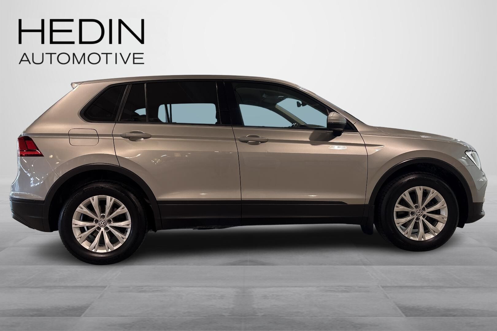 Volkswagen Tiguan 2017, bild 6/16