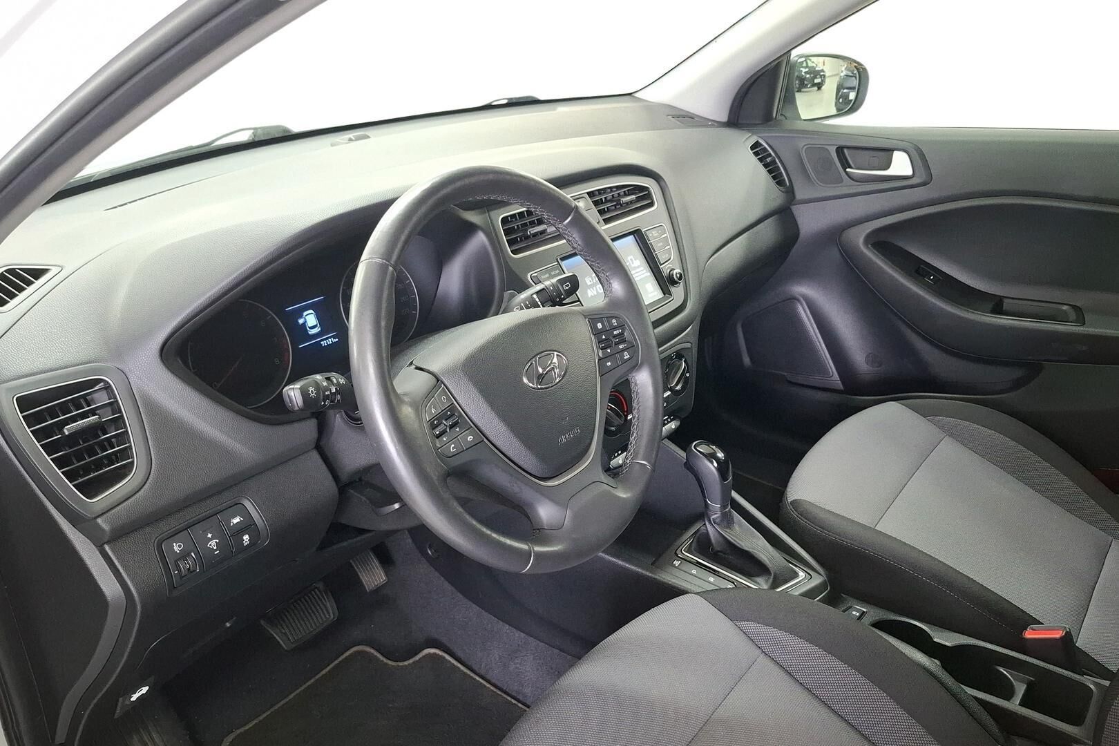 Hyundai i20 2019, kuva 7/21