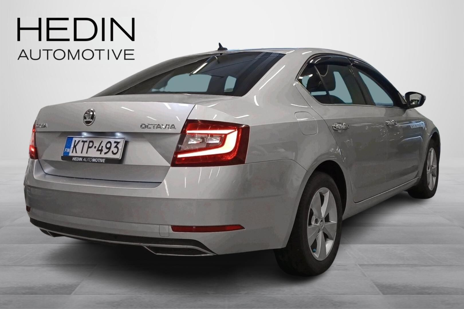 Skoda Octavia 2019, photo 2/30