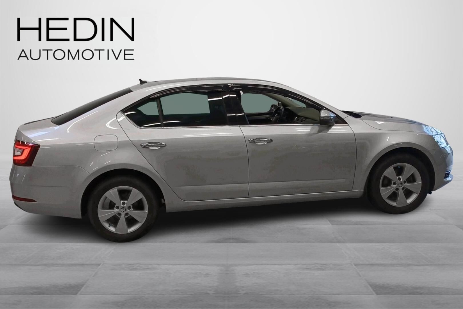 Skoda Octavia 2019, photo 6/30