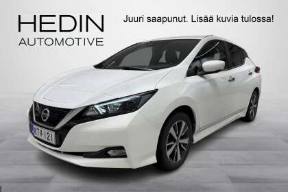 Nissan LEAF Acenta  40 kWh 6,6 kW Charger FI - KTV-121