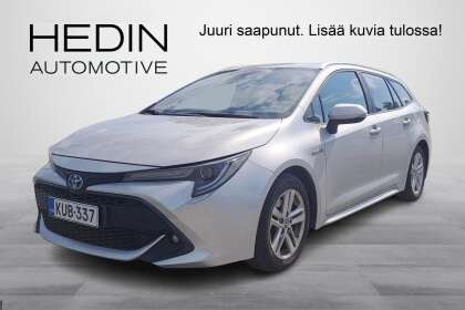 Toyota COROLLA Touring Sports 2,0 Hybrid Active Edition / Täydellinen huoltohistoria / Navigointi - KUB-337