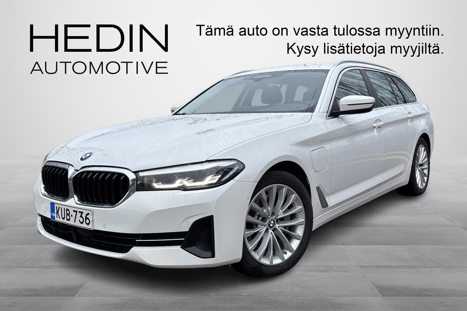 BMW 530 G31 Touring 530e xDrive A Charged Edition // Mukautuva vakionop.säädin / HiFi / Vetokoukku //
