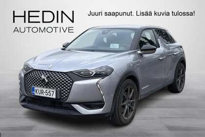 DS 3 CROSSBACK E-Tense 136 Performance Line Full Electric 50 kWh // Kamera / Kahdet renkaat vanteilla / HUD - KUR-557