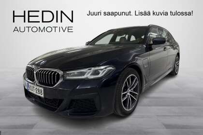 BMW 530 G31 Touring 530e xDrive A Charged Edition M Sport // Ajoavustimet/ Koukku/ HiFi/ Kamera/ Comfort acc - KUT-288