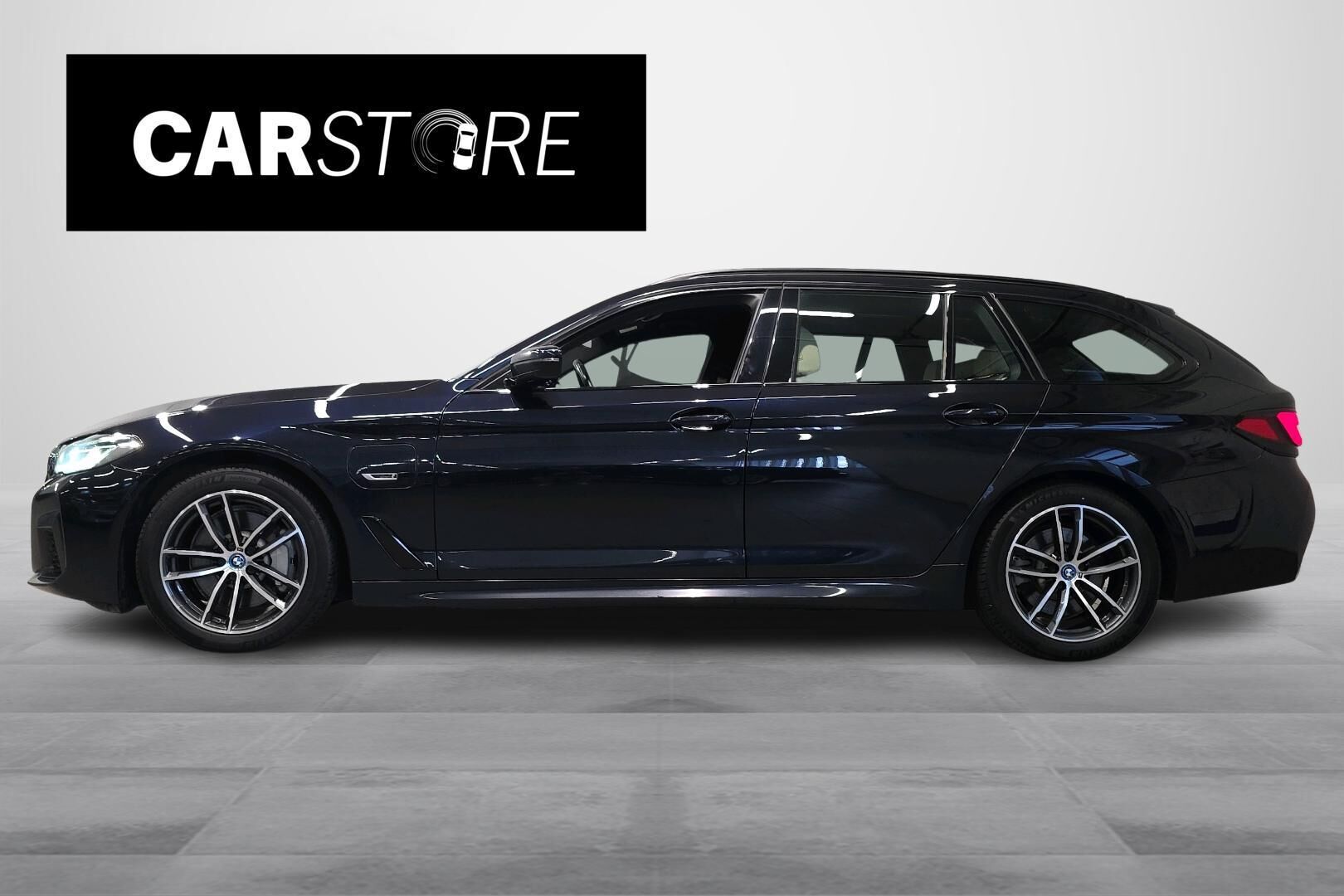 BMW 530 2023, kuva 6/36