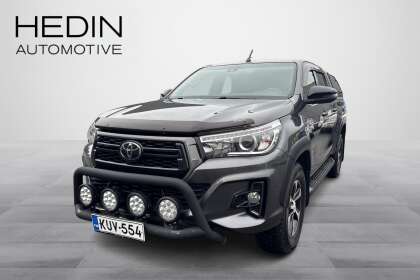 Toyota HILUX Double Cab 2,4 D-4D 150 4WD Premium 2-paikkainen Automaatti // Webasto / Koukku / ACC / Kamera - KUV-554