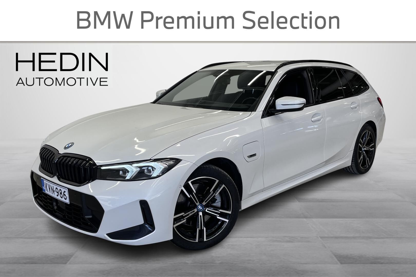 BMW 330 - KVN-986