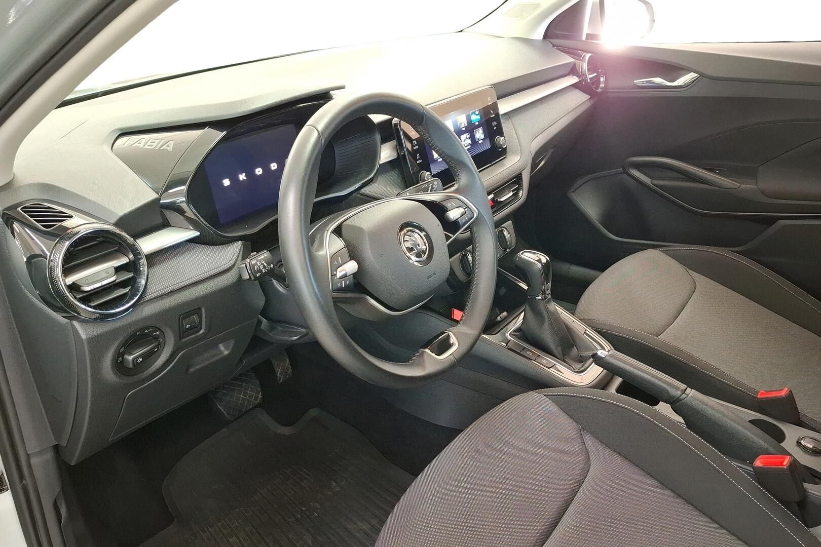 Skoda Fabia 2024, kuva 7/23