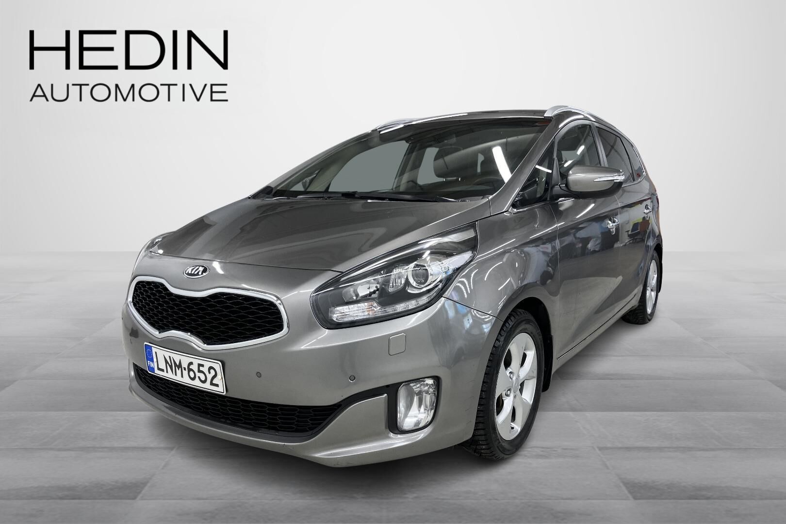 Kia CARENS - LNM-652