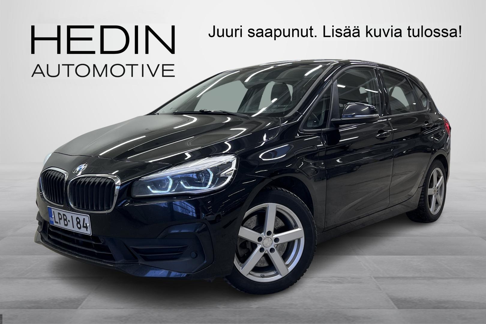 BMW 225 F45 Active Tourer 225xe A Charged Edition // Suomiauto / LED / ACC / Hud / Hifit / Peruutuskamera //