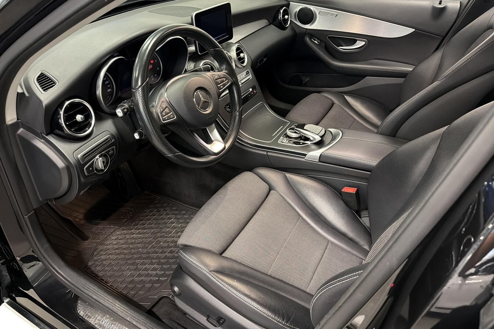 Mercedes-Benz C 2016, kuva 7/34