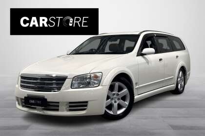 Nissan Stagea AWD 3.5  / Nahkapenkit / Kessy / Kattoikkunat / Penkin  lämmittimet / Sähköpenkit / JDM / - LPH-442