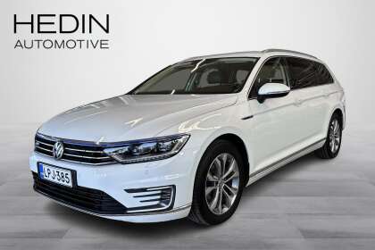 Volkswagen PASSAT Variant GTE Plug-In Hybrid 160 kW (218 hv) DSG-automaatti // Tutkat / Kamera / sähköluukku / Vakkari - LPJ-385