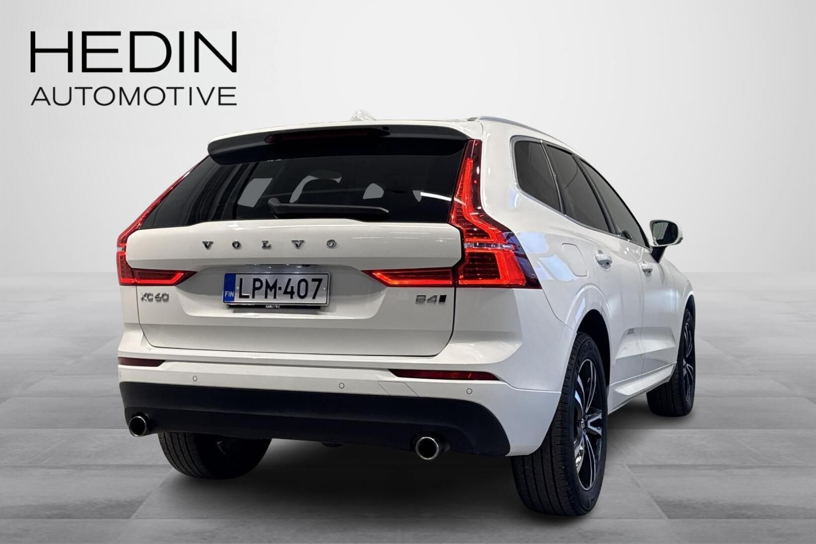 Volvo XC60 B4 AWD D-MHEV Momentum aut. 2021, bild 4/23