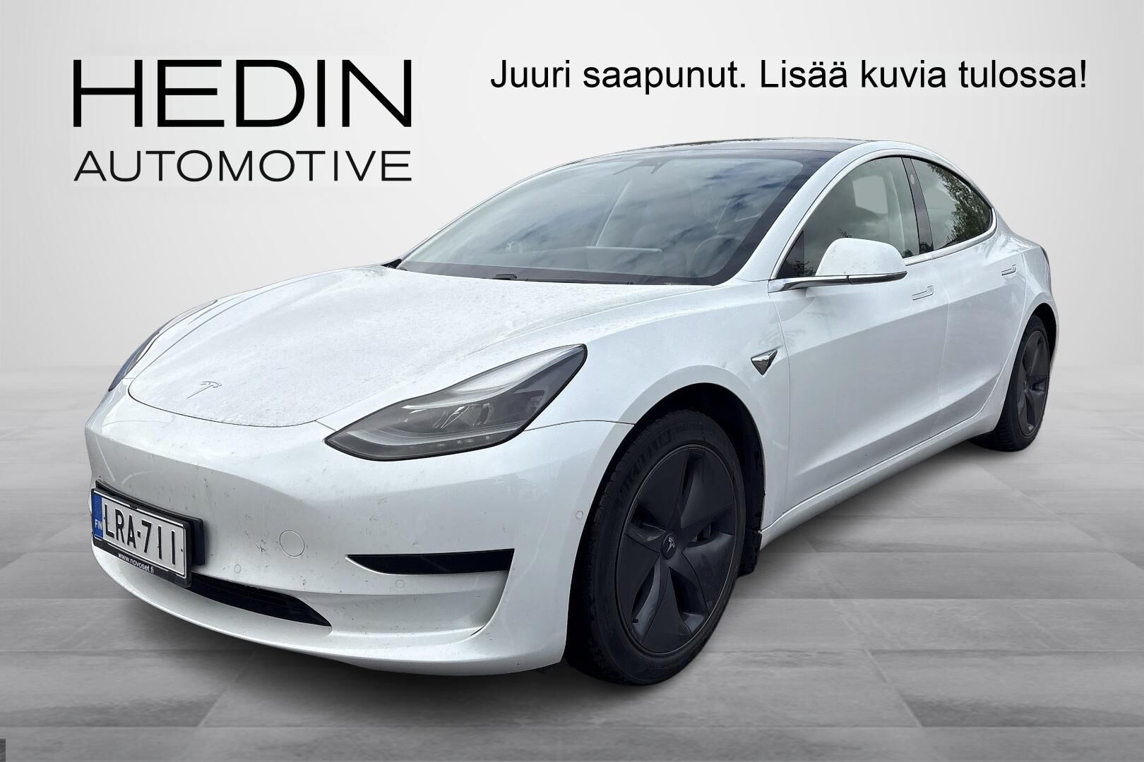 Tesla Model 3 - LRA-711