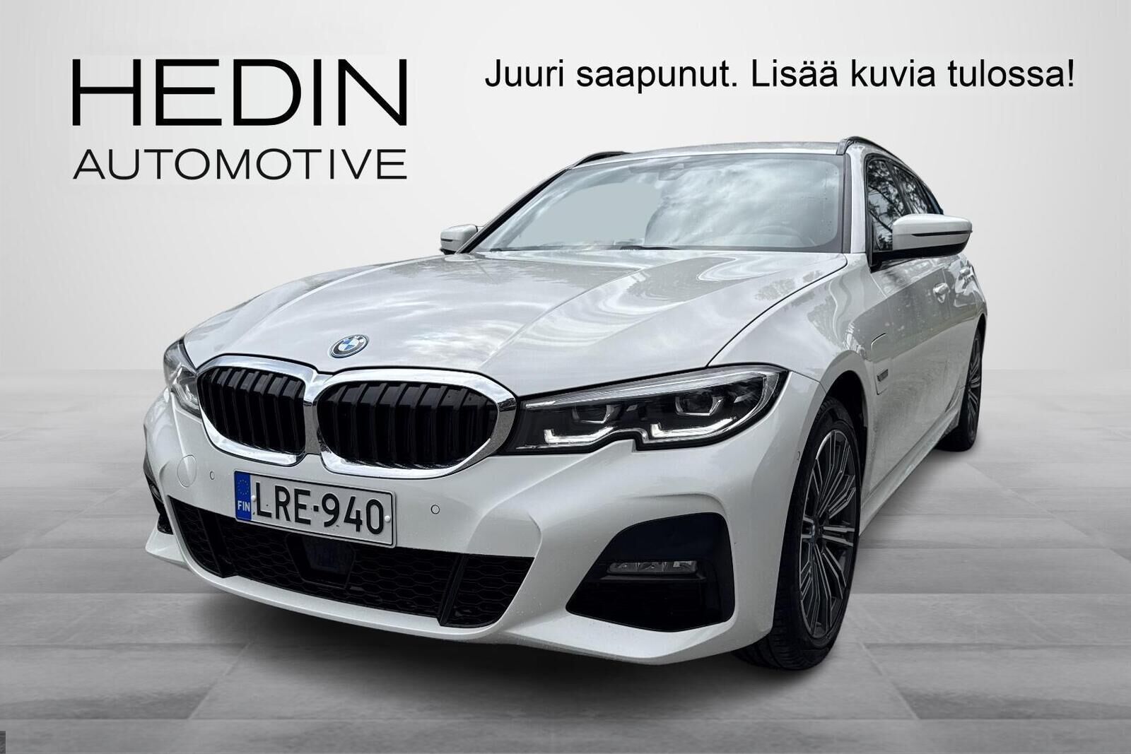 BMW 330 - LRE-940