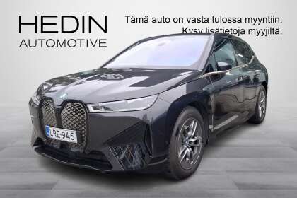 BMW IX xDrive50 Fully Charged - LRE-945