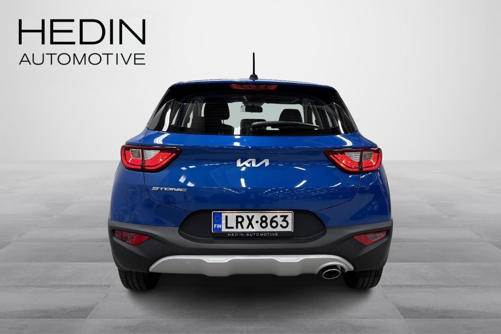 Kia Stonic 1,0 T-GDI 100hv LX 2023, photo 3/26
